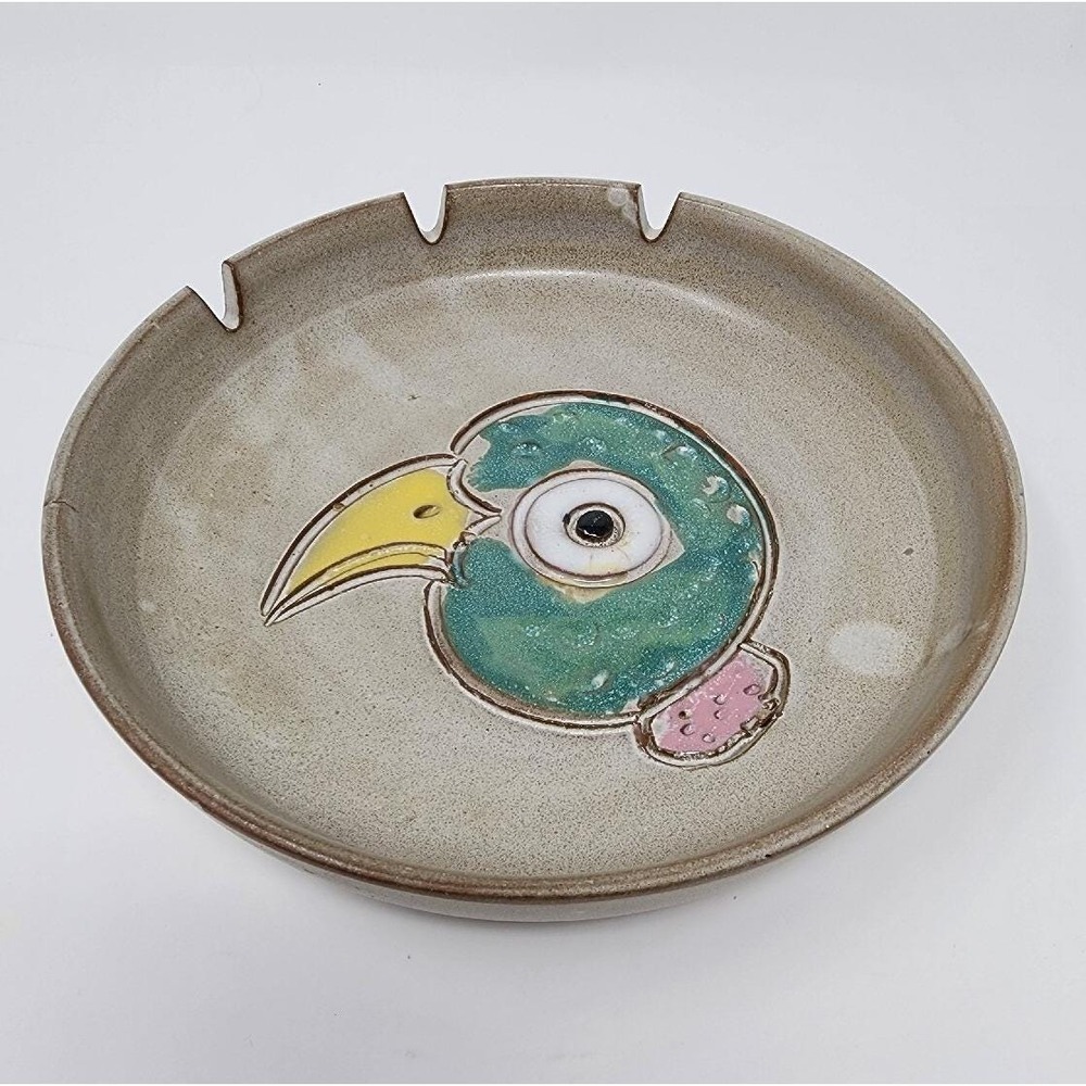 VTG MCM Ceramic Art Pottery Ashtray Trinket Dish Colorful Parrot Bird 8"